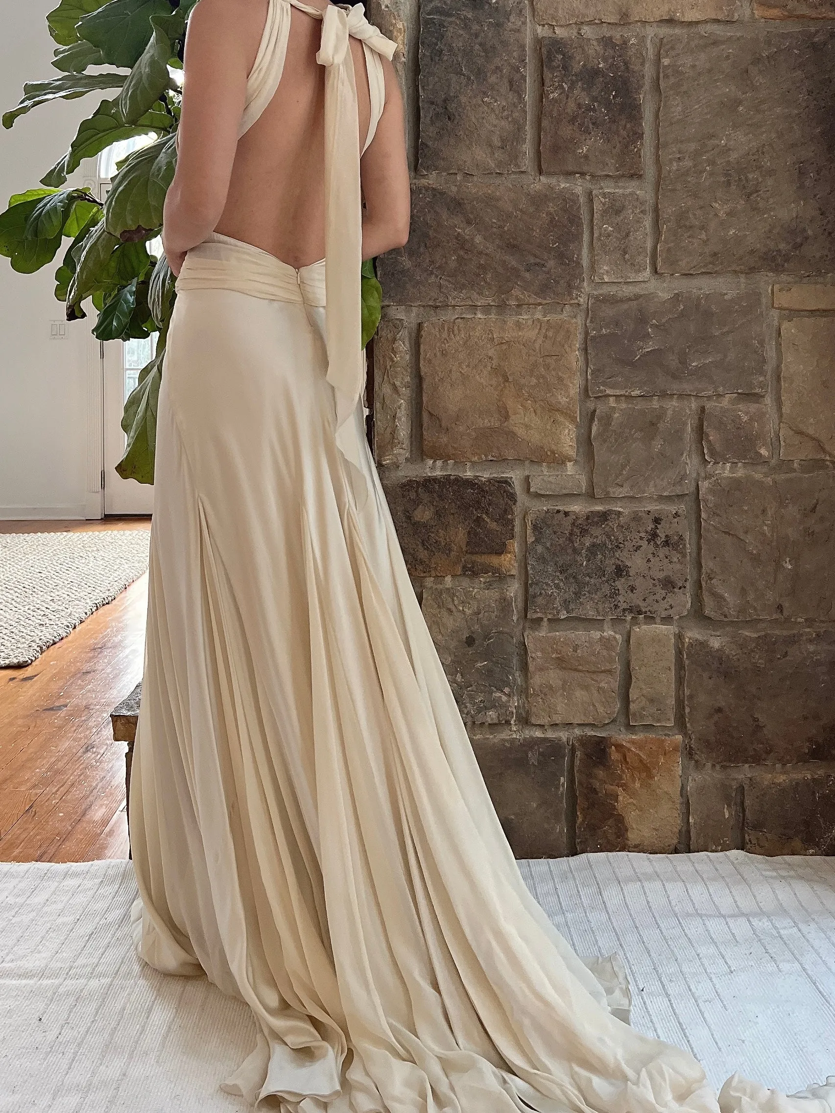 1930s-Inspired Silk Chiffon Bias Cut Gown - M/L