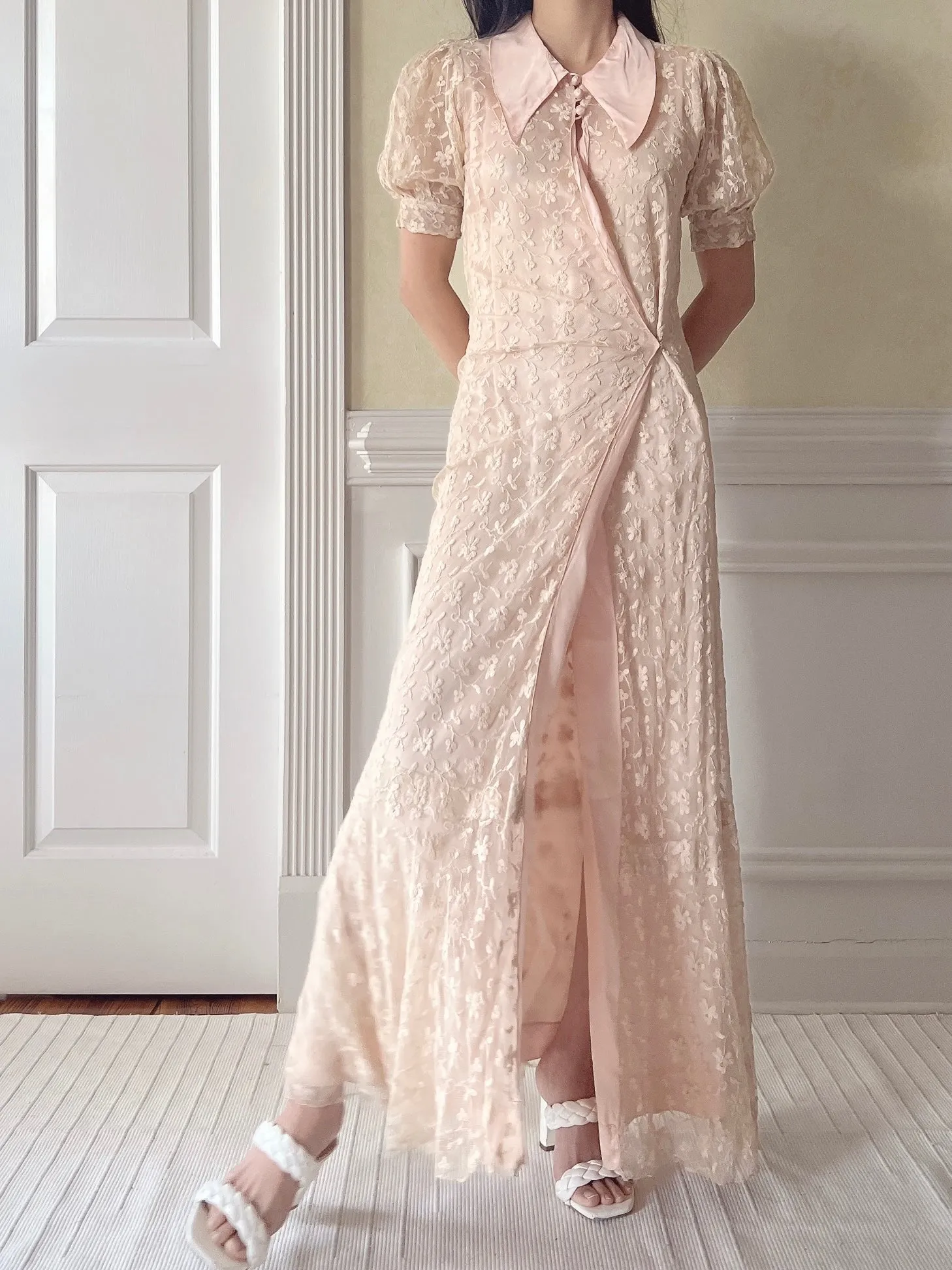 1930s Peach Needle Lace Dressing Gown  - XS/S