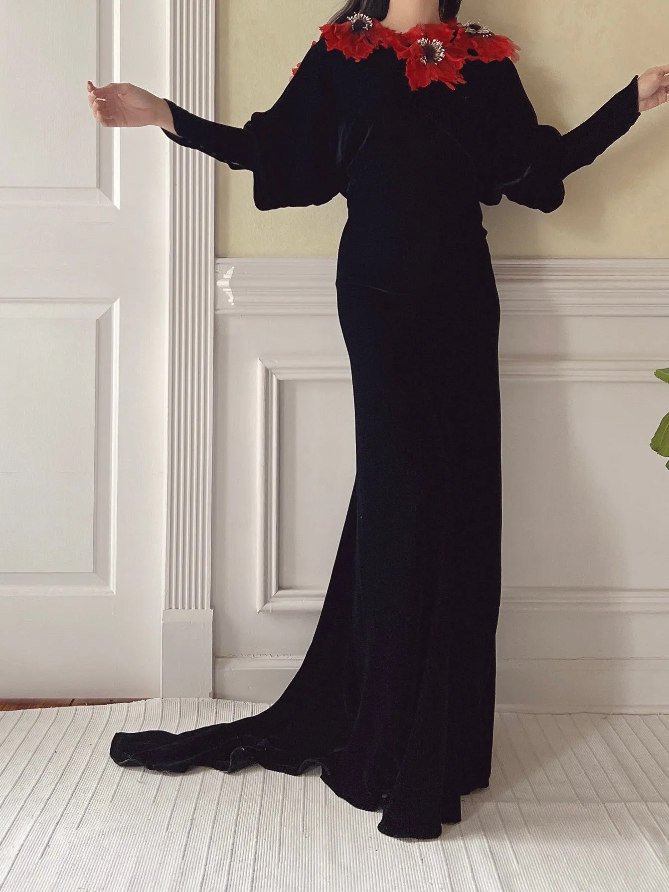 1930s Silk Velvet Gown - S/M