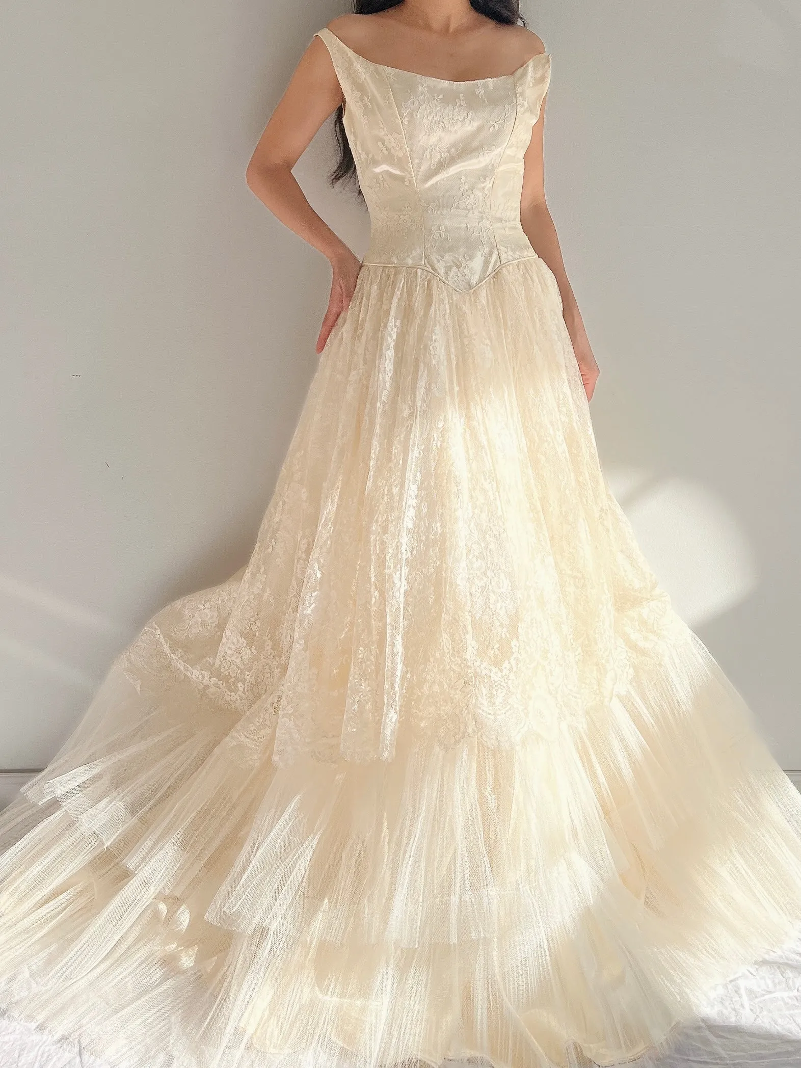1950s Lace and Tulle Gown - XS/S