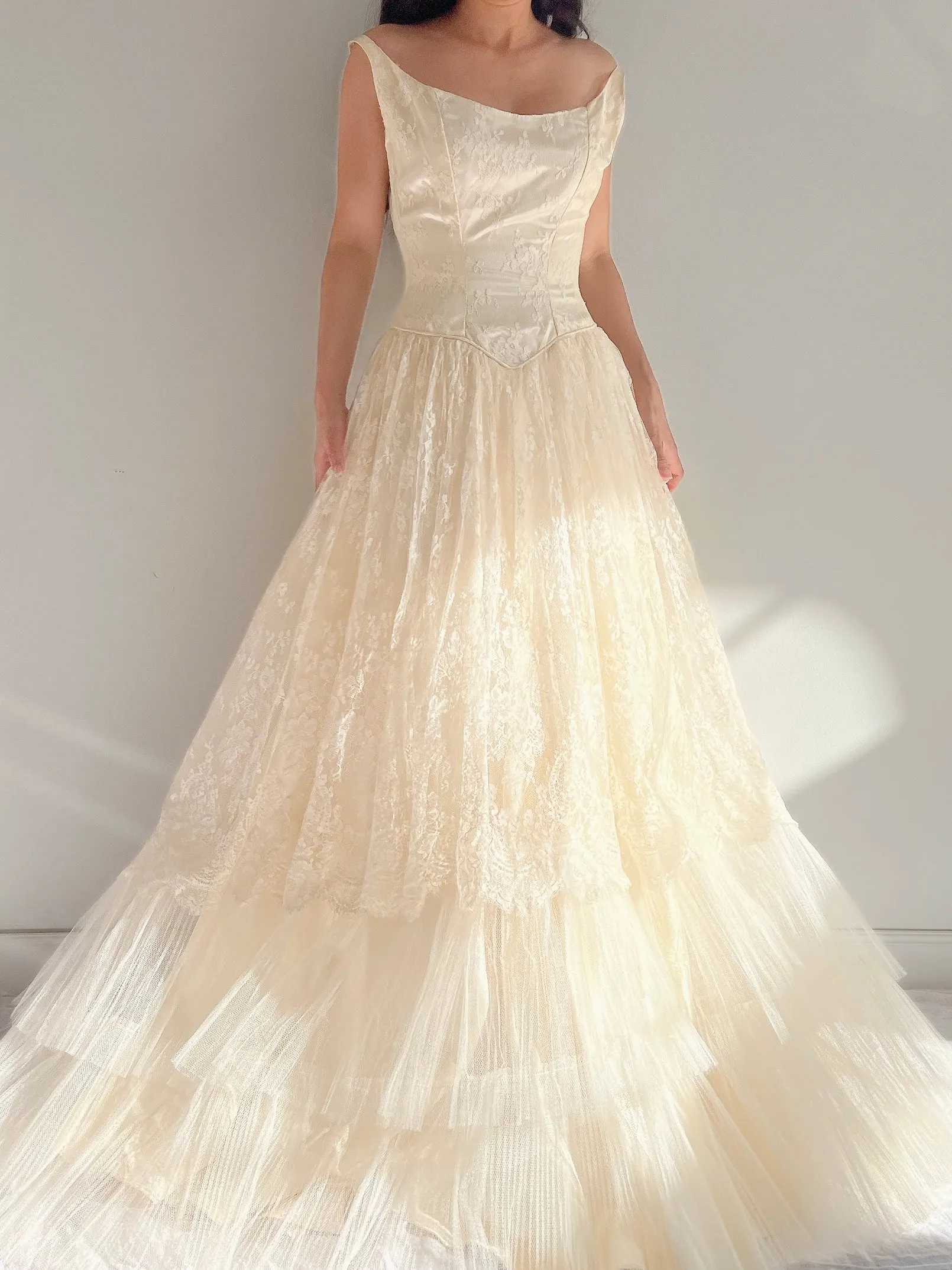 1950s Lace and Tulle Gown - XS/S