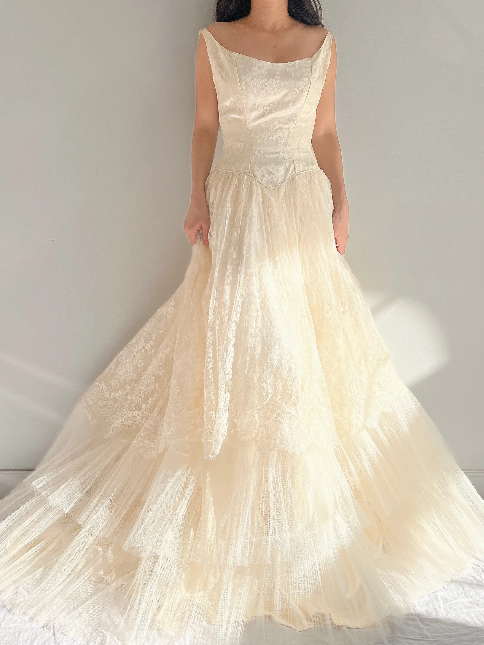1950s Lace and Tulle Gown - XS/S