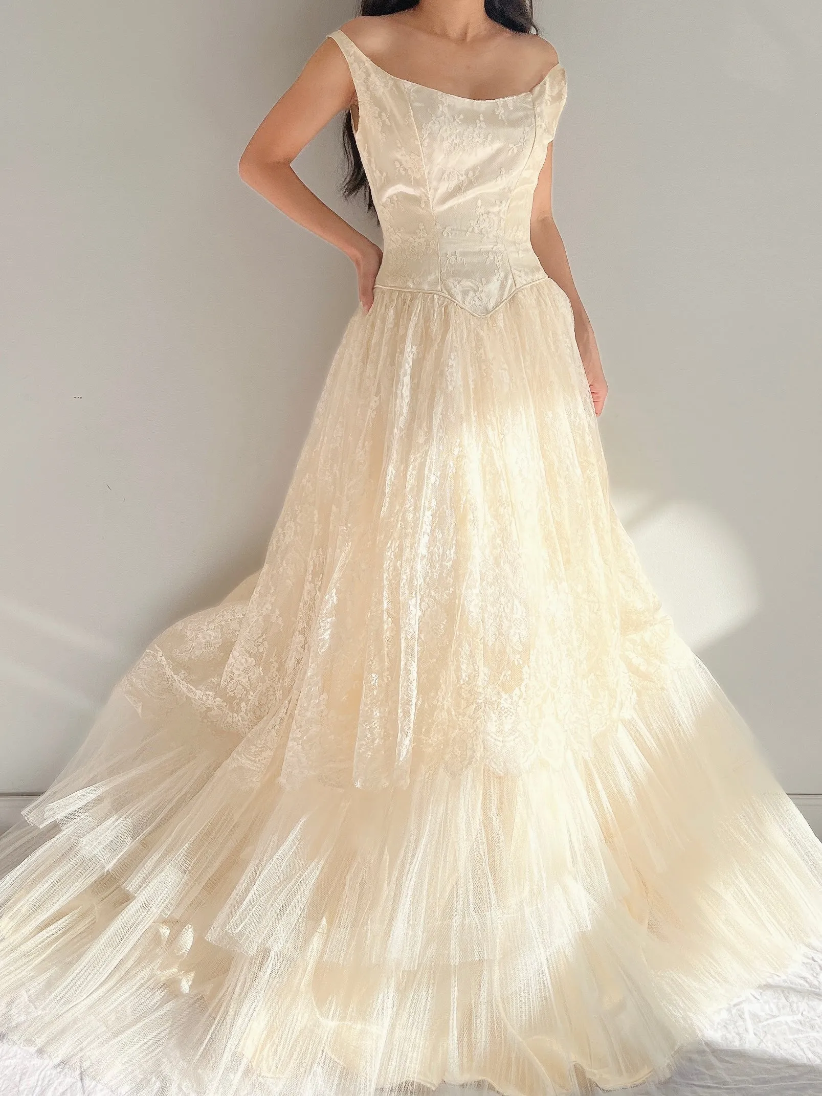 1950s Lace and Tulle Gown - XS/S