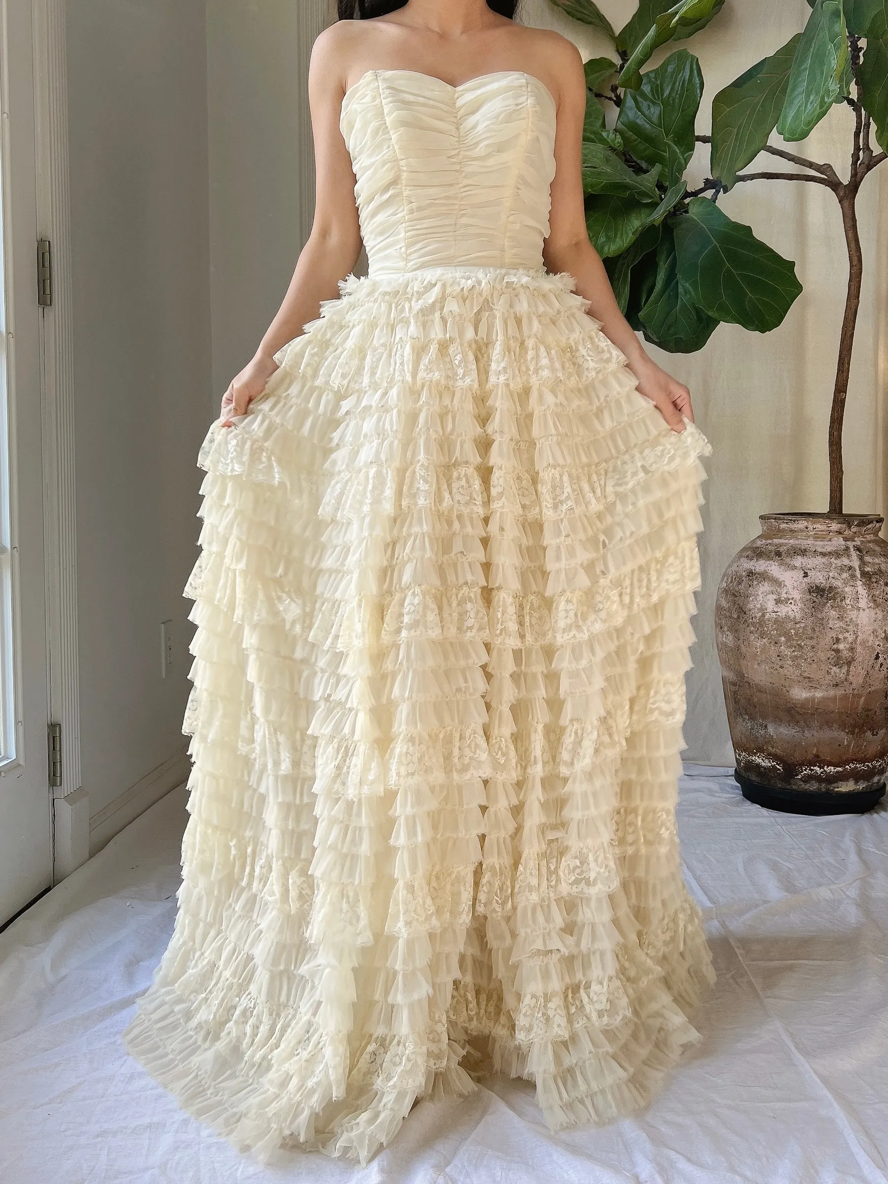 1950s Nylon and Lace Ruffle Dress - XS