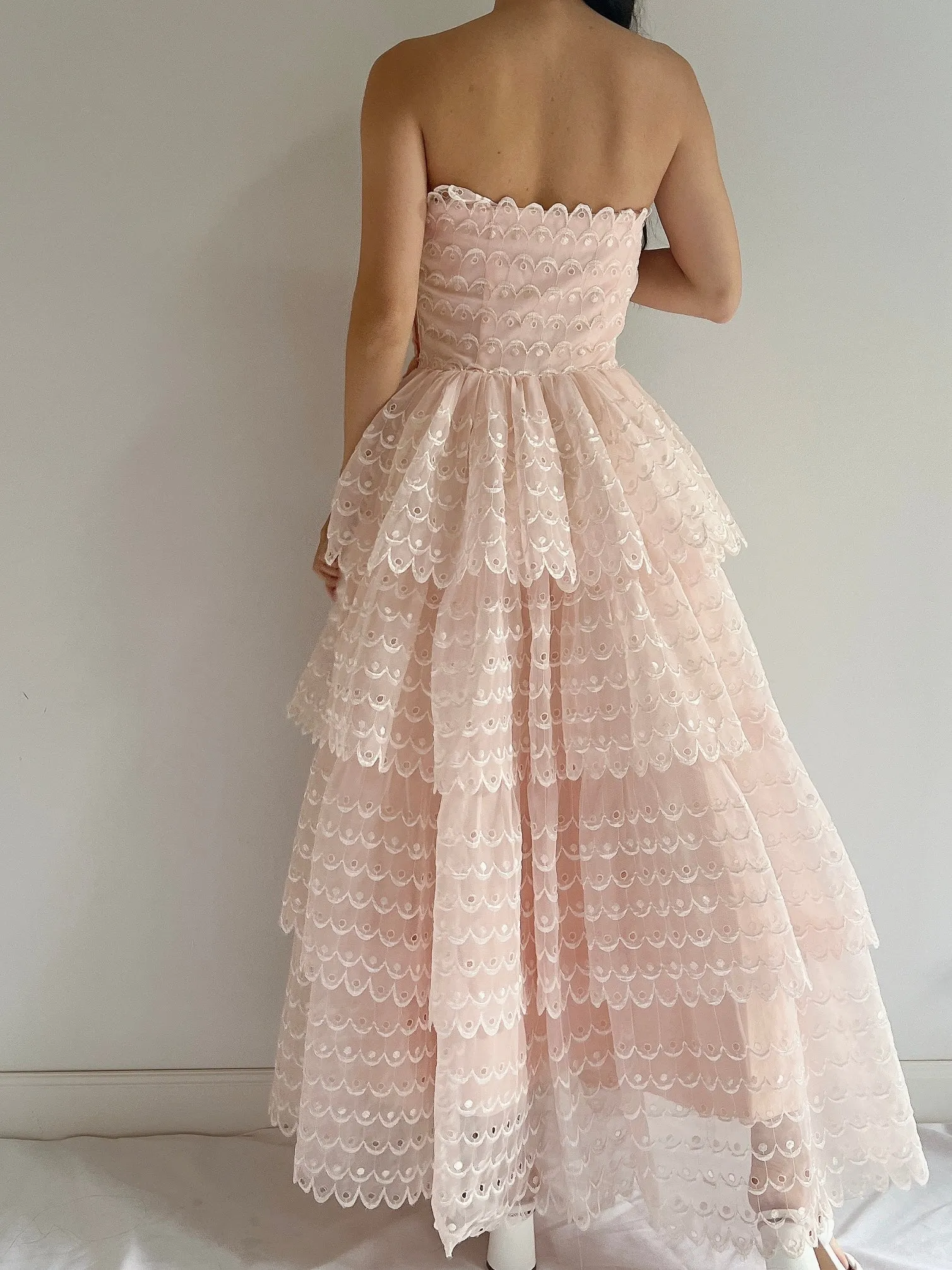 1950s Pink Tiered Embroidered Dress - S