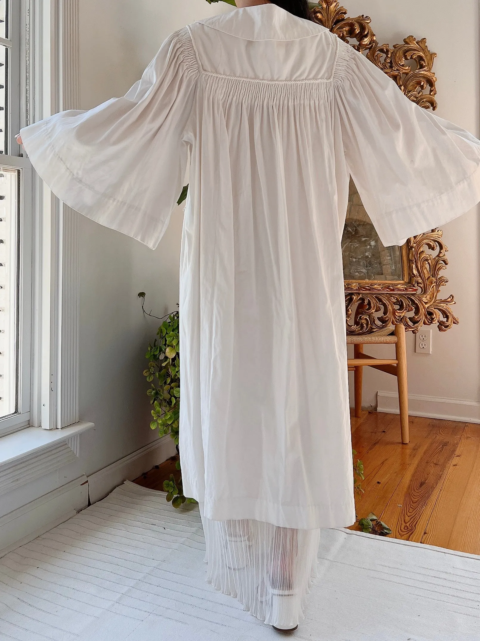 Antique Linen Graduation Robe - OSFM