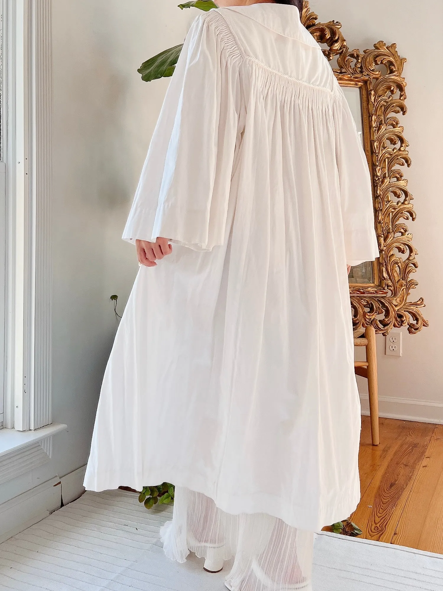 Antique Linen Graduation Robe - OSFM