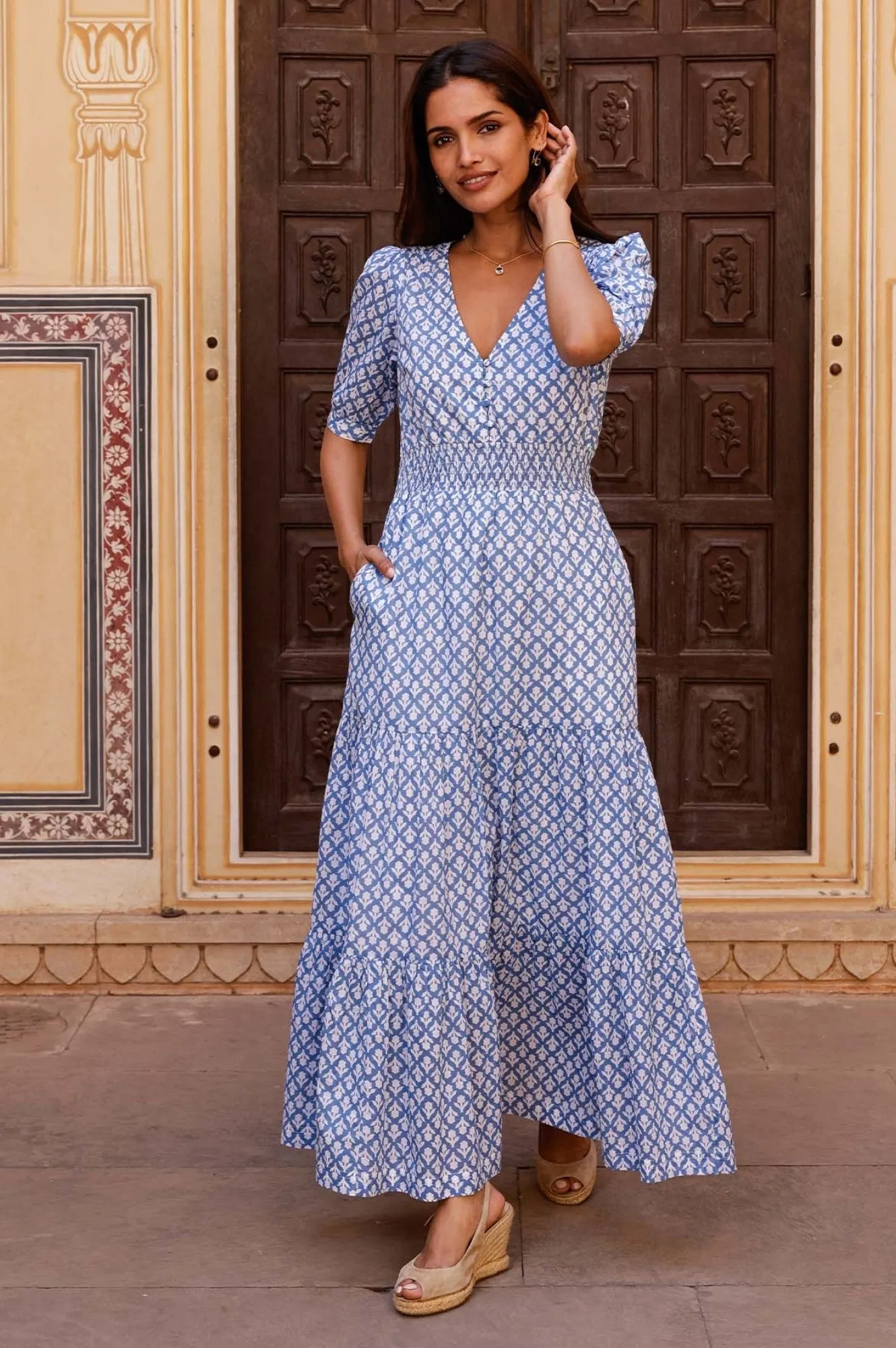 Billie Short Sleeve Organic Cotton Dress | Flower Stamp Cornflower/White