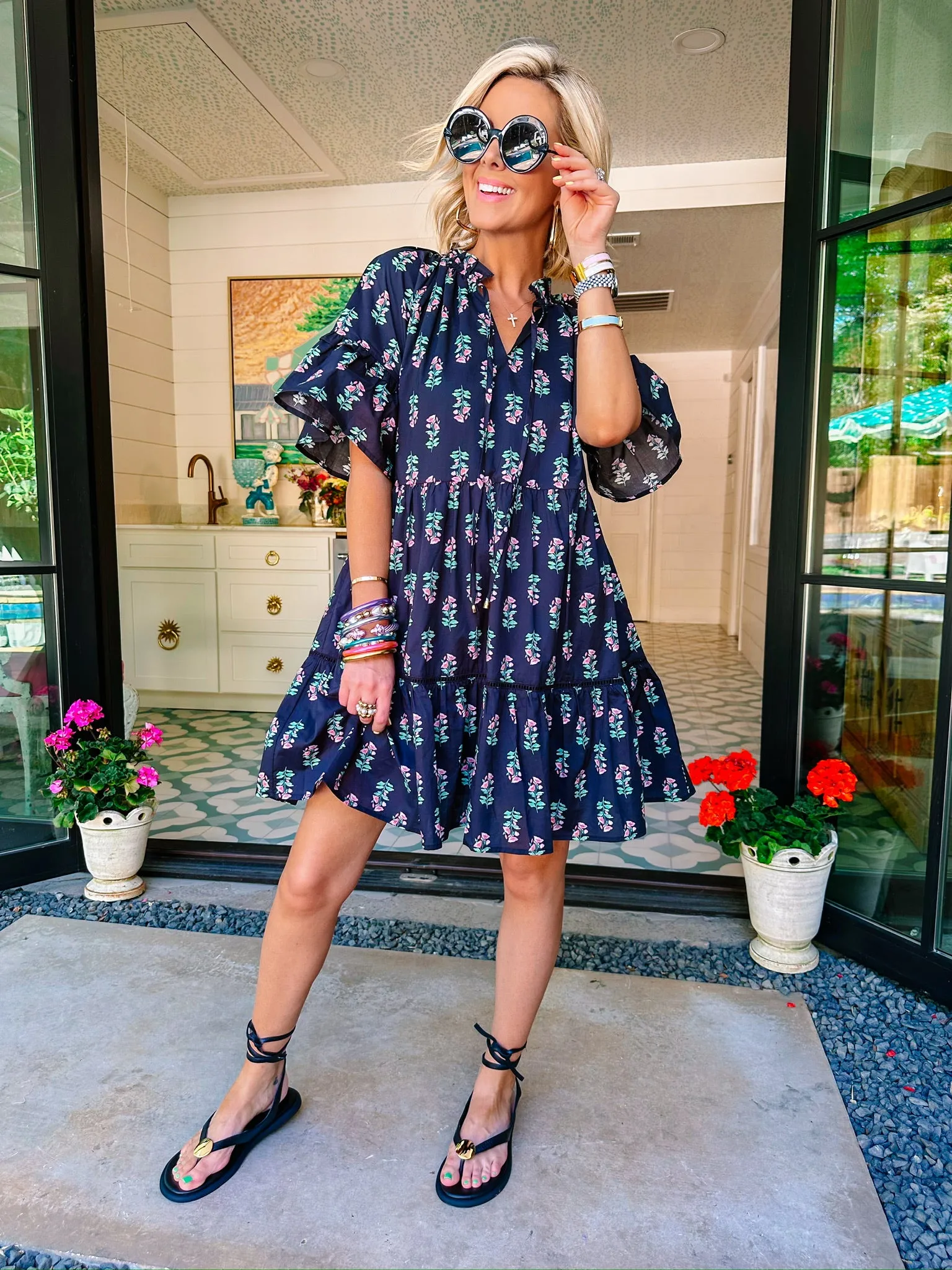 BUDDING BREEZE FLORAL DRESS - BLACK