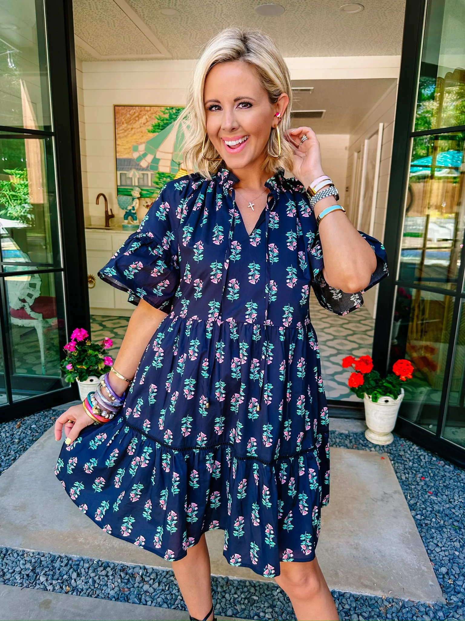 BUDDING BREEZE FLORAL DRESS - BLACK