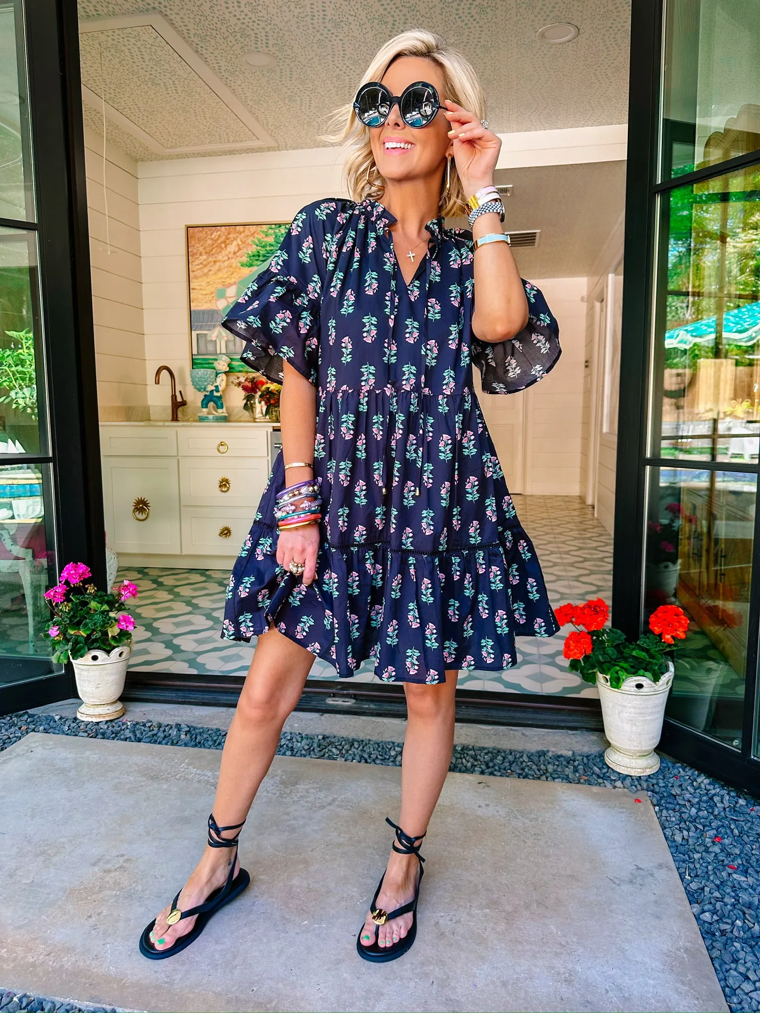 BUDDING BREEZE FLORAL DRESS - BLACK