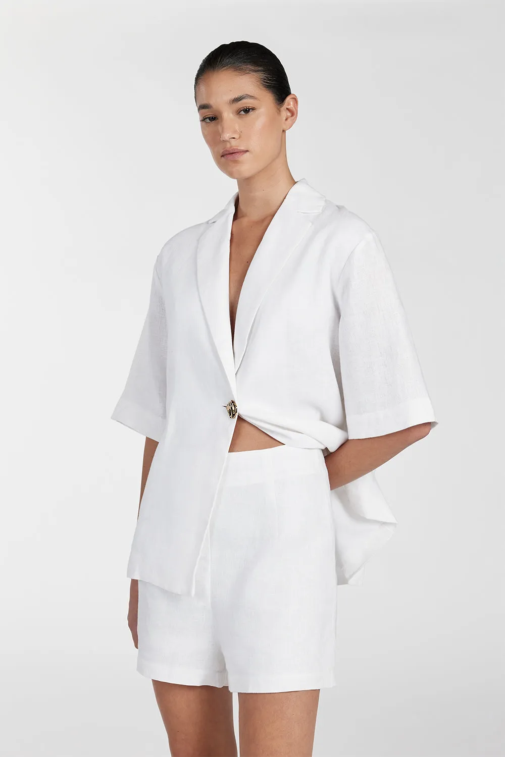 CORY WHITE LINEN SHORT