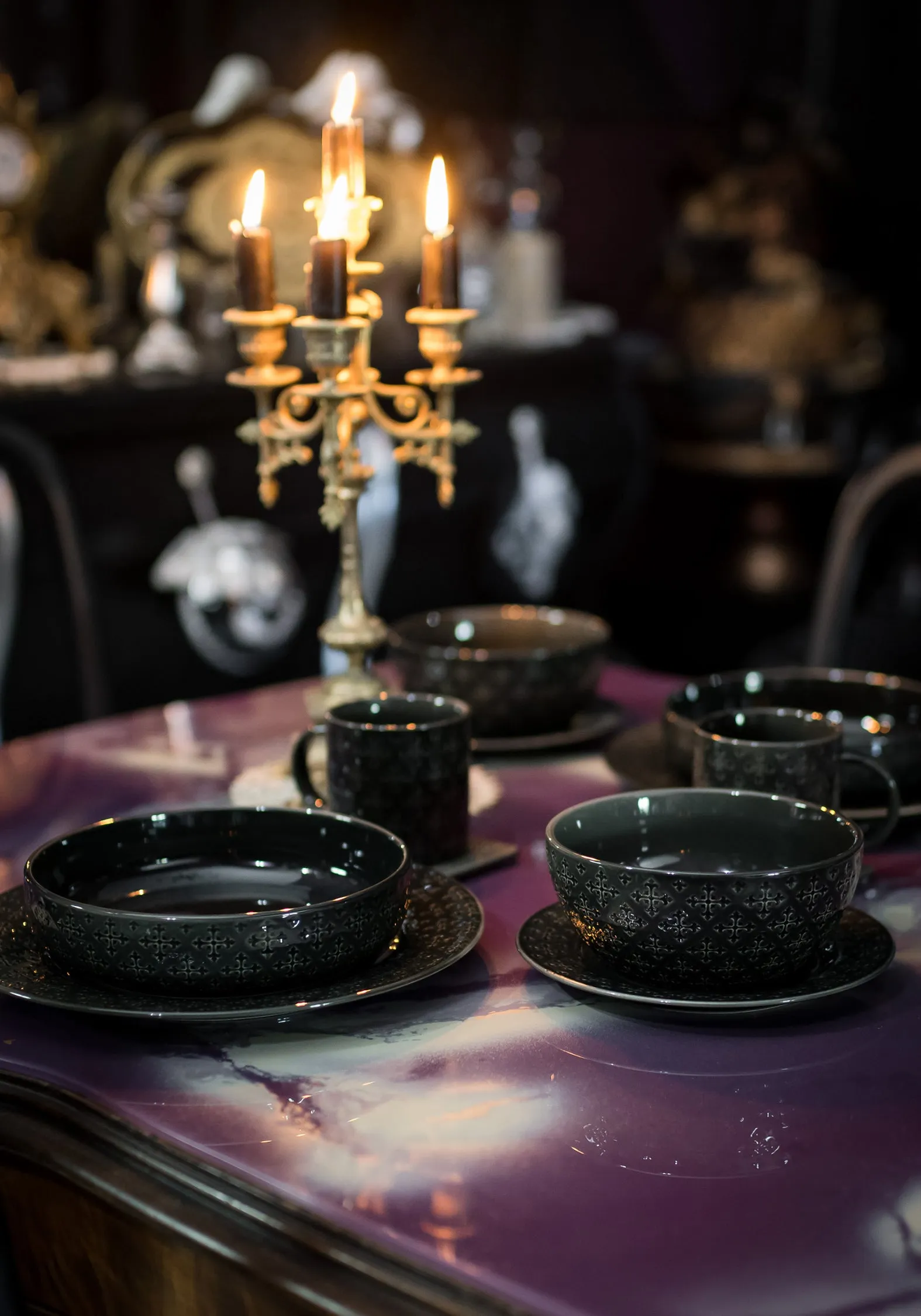 Crux Debossed Ombre Dinner Plate (4 Piece Set)