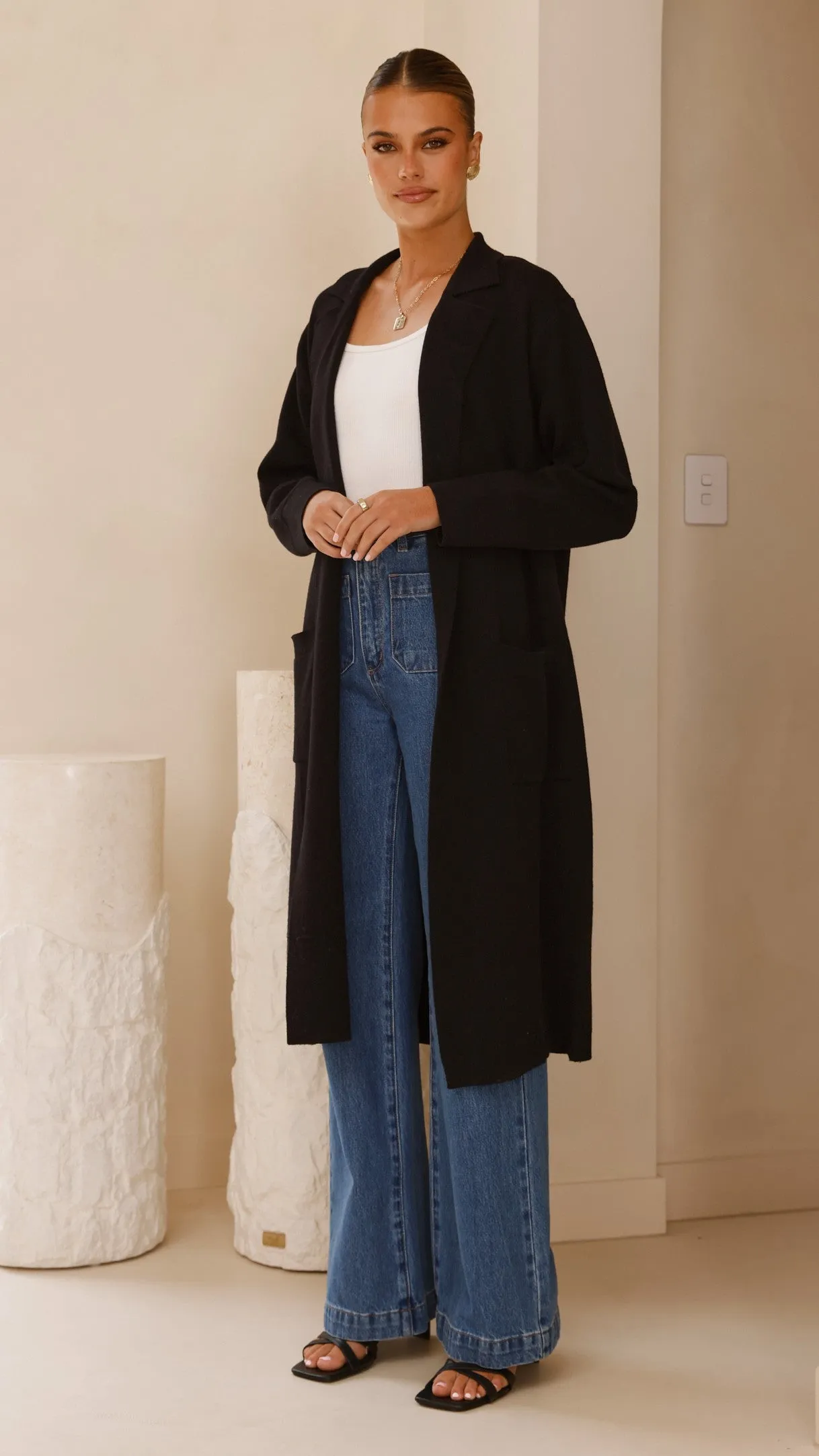 Kira Coatigan - Black