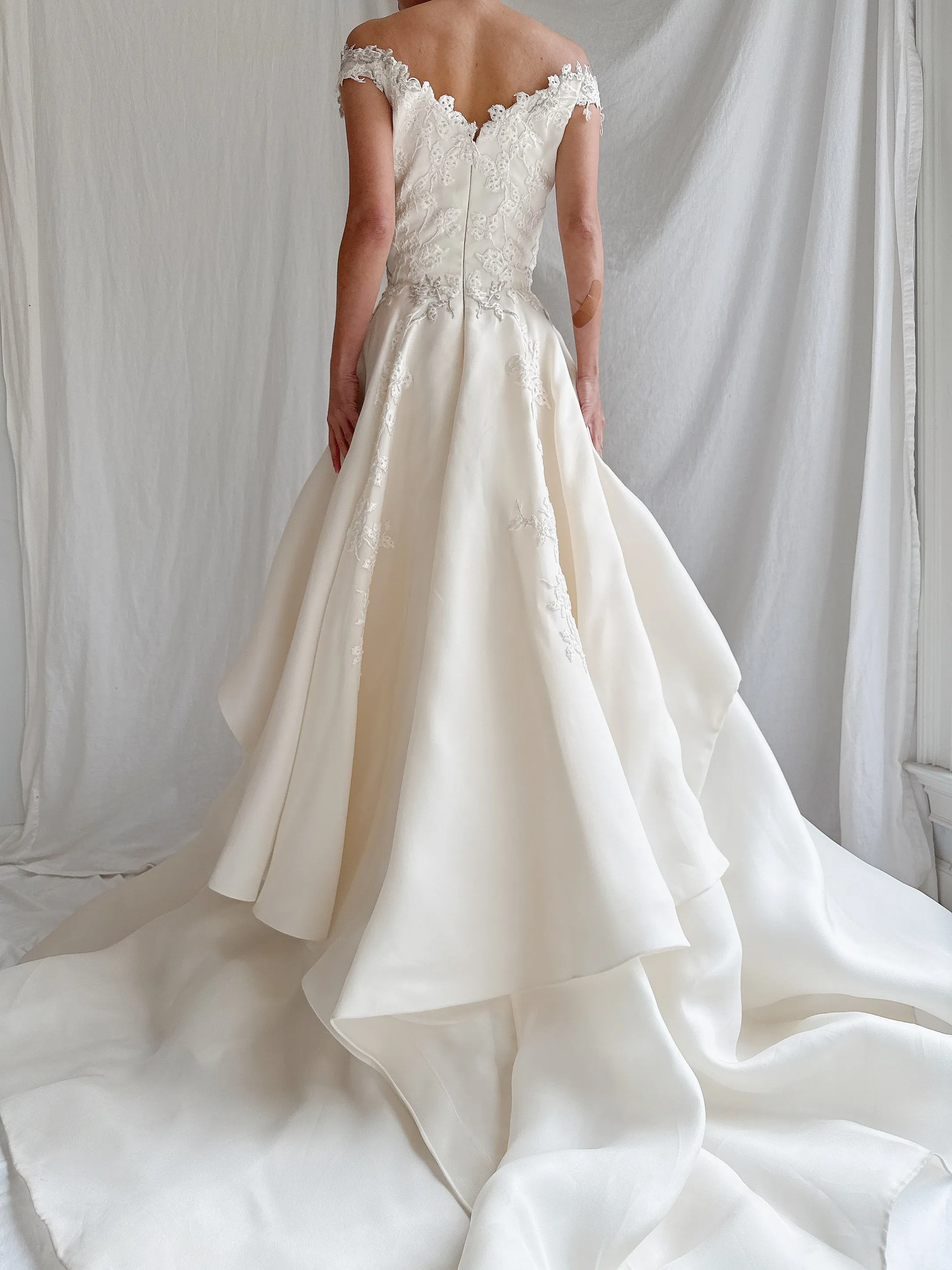 Liancarlo Couture Silk Organza Layered Gown - S/6