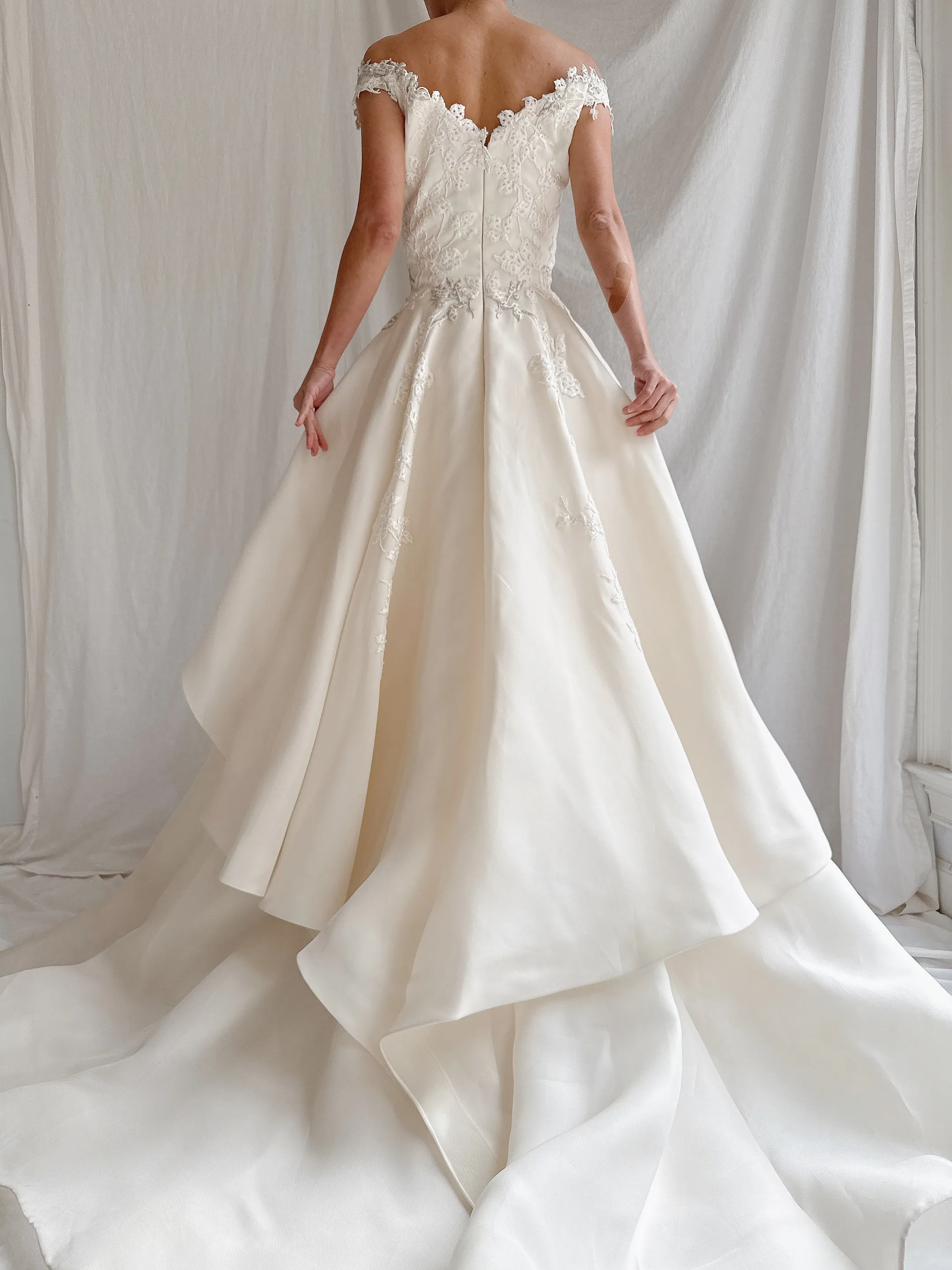 Liancarlo Couture Silk Organza Layered Gown - S/6