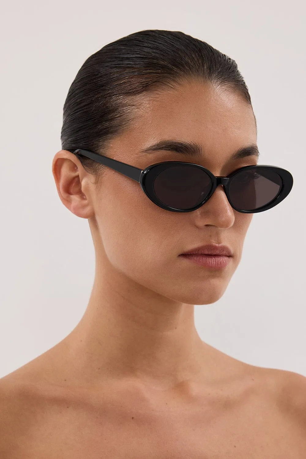 VELVET CANYON BLACK POET SUNGLASSES