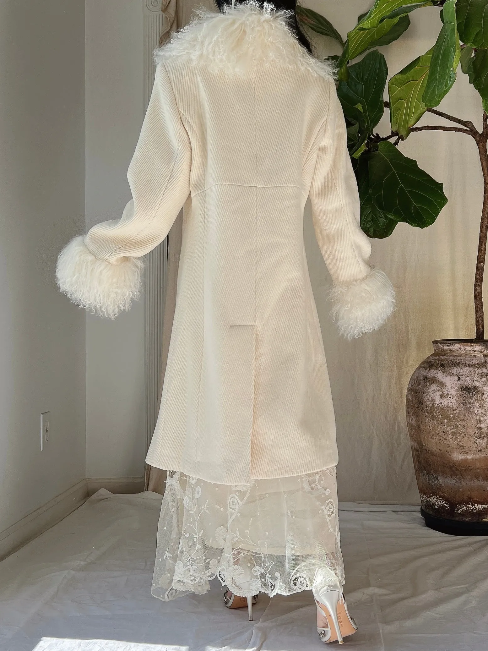 Vintage Ivory Sheared Coat - M