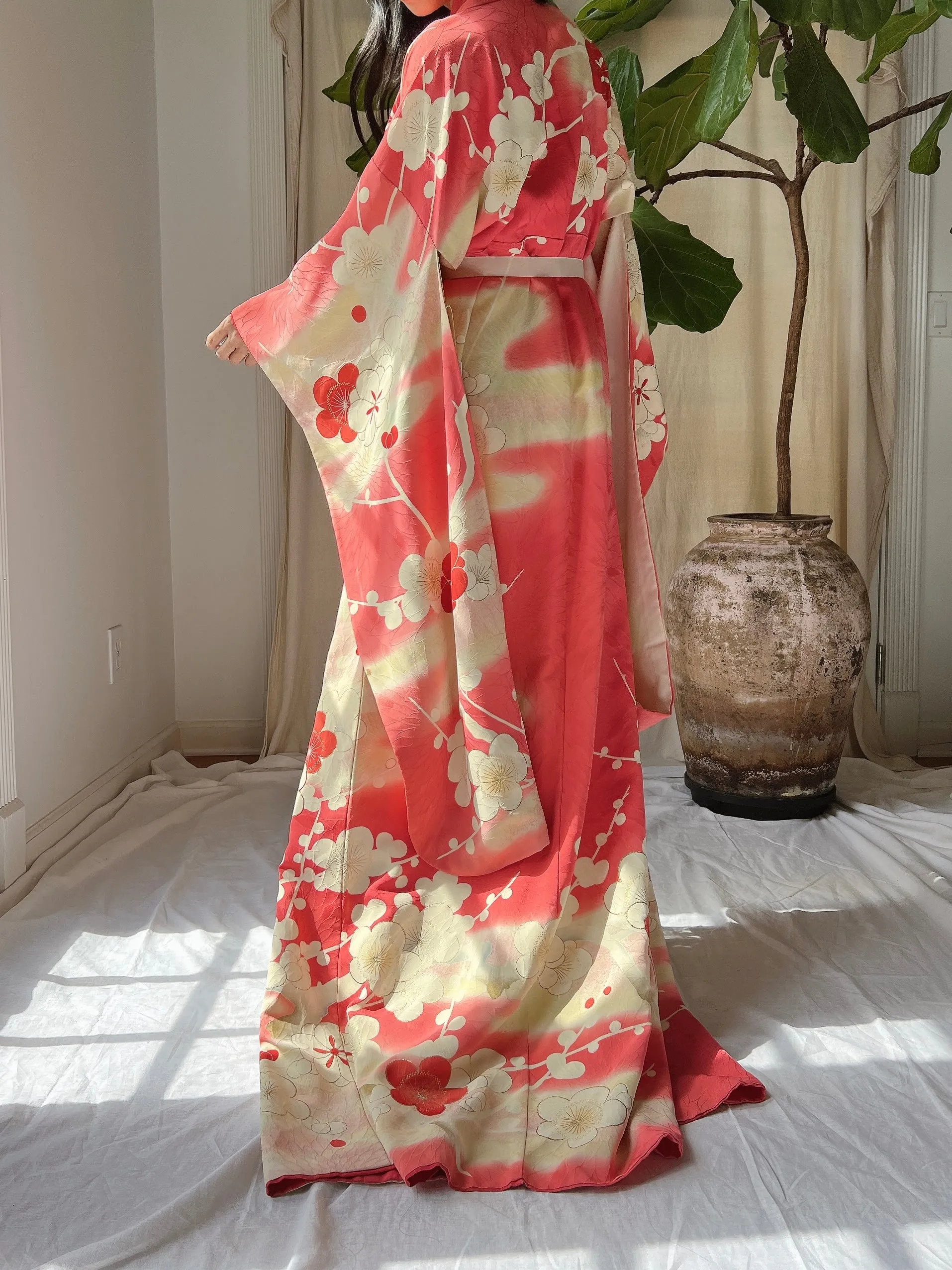 Vintage Silk Floral Kimono - OSFM