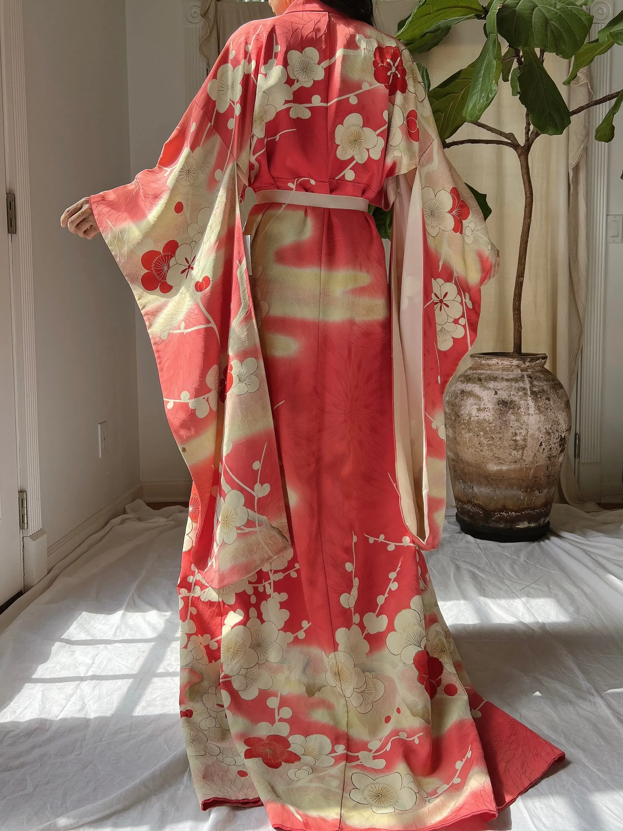 Vintage Silk Floral Kimono - OSFM
