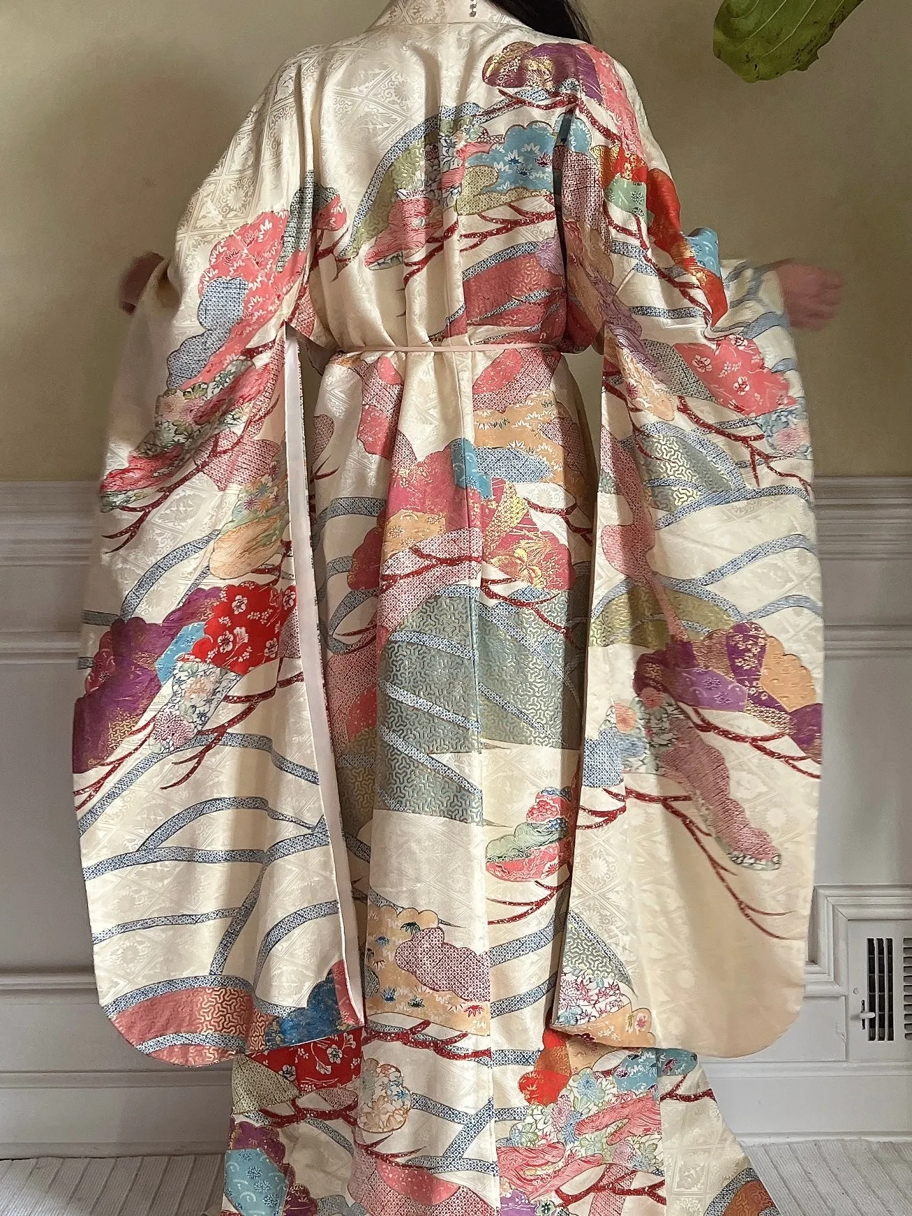 Vintage Silk Pastel Gold Kimono - OSFM