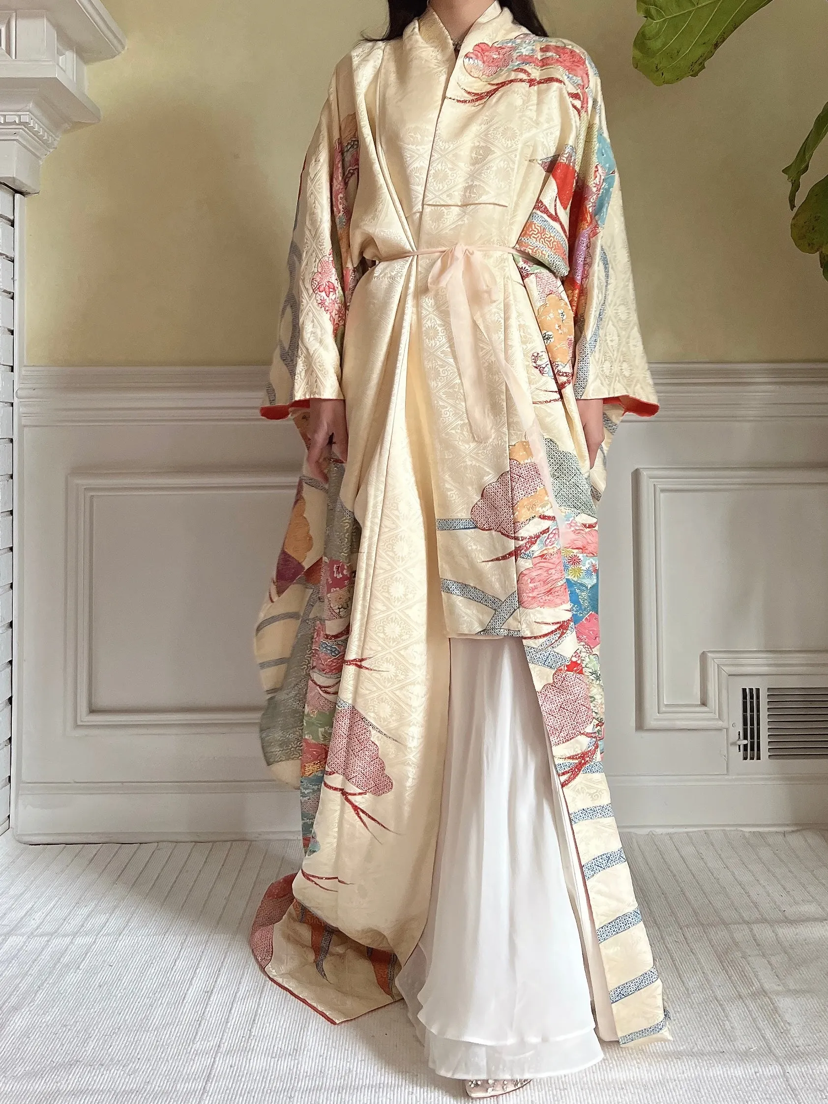 Vintage Silk Pastel Gold Kimono - OSFM