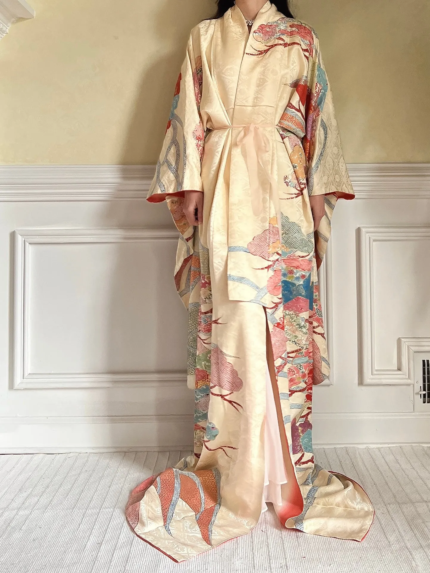 Vintage Silk Pastel Gold Kimono - OSFM