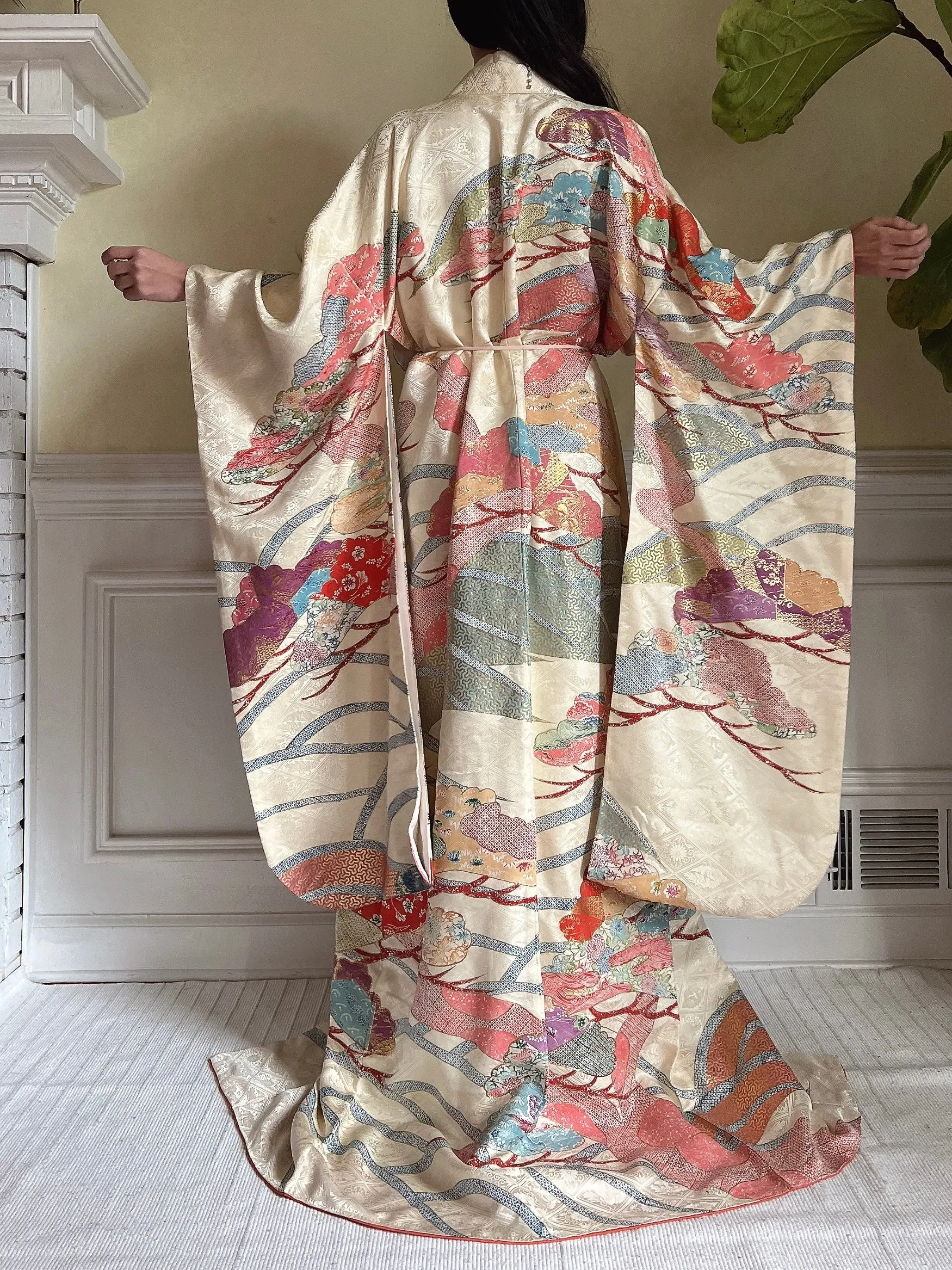 Vintage Silk Pastel Gold Kimono - OSFM