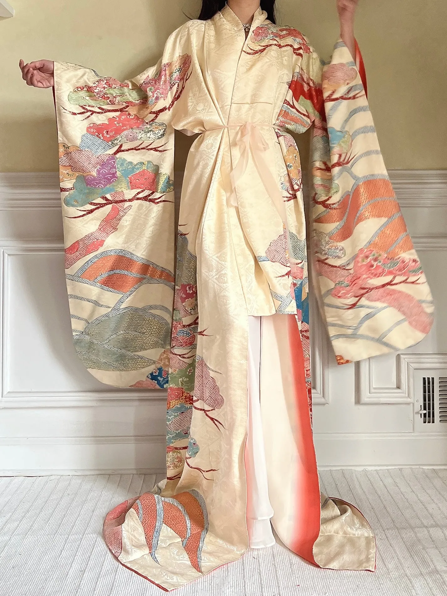 Vintage Silk Pastel Gold Kimono - OSFM